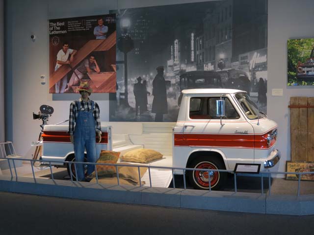El modelo Corvair de Chevrolet reproducía la estructura de la célebre Volkswagen Transporter.
